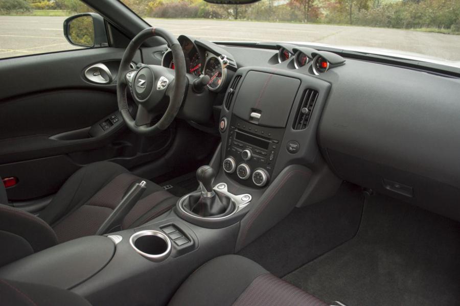  Nissan 370Z by Nismo 2013 года  (фото 44 из 90)
